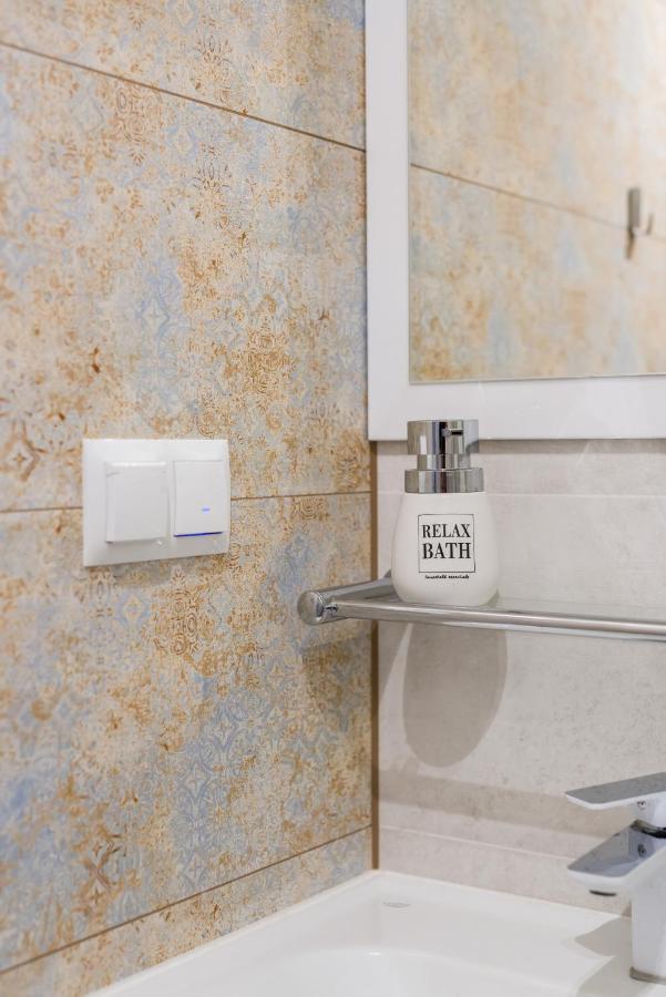 Kosinskiego Apartment Poznan By Noclegi Renters エクステリア 写真